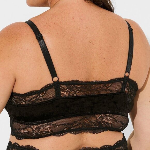 ❤️NWT VINTAGE TORRID BRALETTE - CRUSHED VELOUR STRAPPY LACE TRIANGLE BRA SIZE 2X - Picture 2 of 9